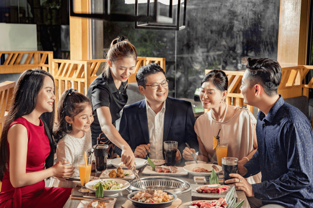 Hình minh họa: FnB trong kinh tế tiêu dùng